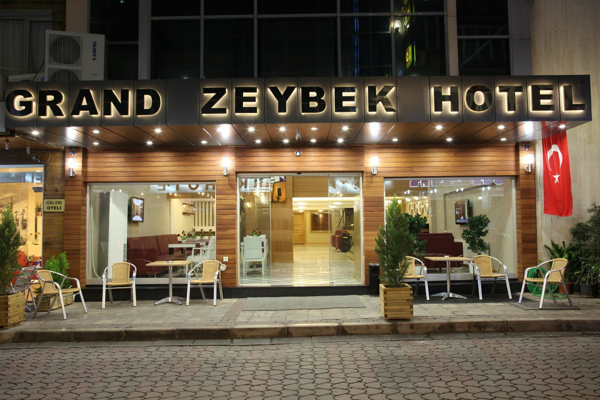 The New Zeybek